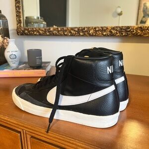 Men’s Black Nike Blazer High Tops (Size 11)